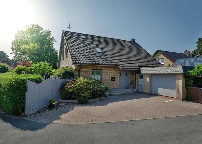 Haus-Blum-Schoene-Ferienwohnung-In-Absolut-Ruhiger-Lage-In-Westerland