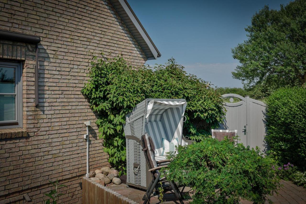 Haus-blum-schoene-ferienwohnung-in-absolut-ruhiger-lage-in-westerland Apartment *
