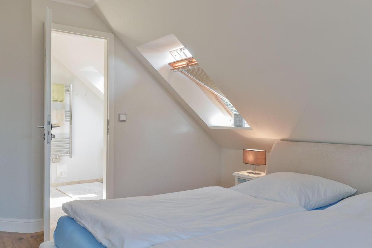 Apartment Haus-blum-schoene-ferienwohnung-in-absolut-ruhiger-lage-in-westerland Westerland